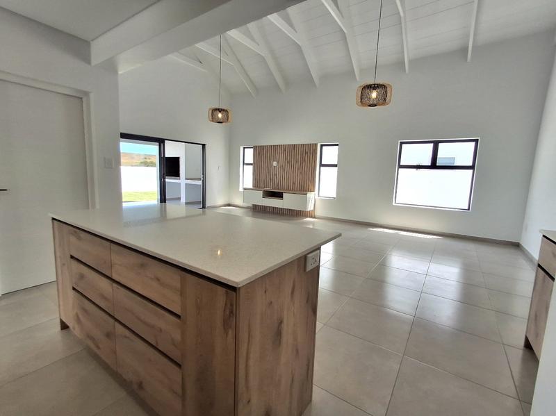 3 Bedroom Property for Sale in Britannia Bay Western Cape